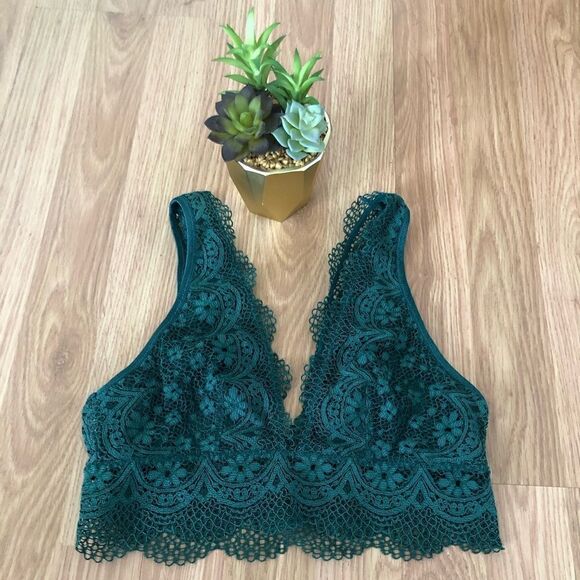 Victoria's Secret Lace Bralette Size SM Green Emerald Plunge Bust Scallop Hem - Picture 1 of 8